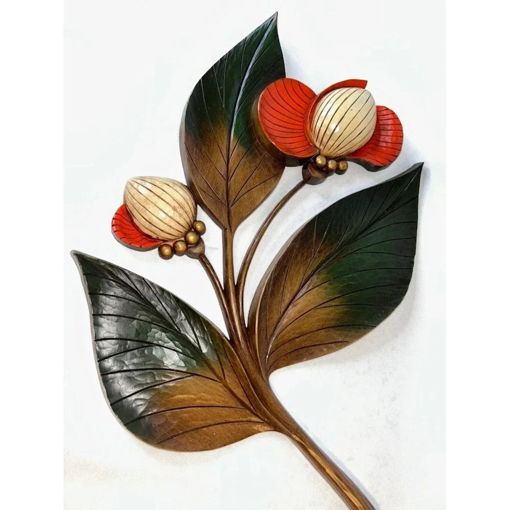 Vintage 1964 Syroco Floral Wall Hanging MCM Faux Wood Flower Plaque 4878 USA